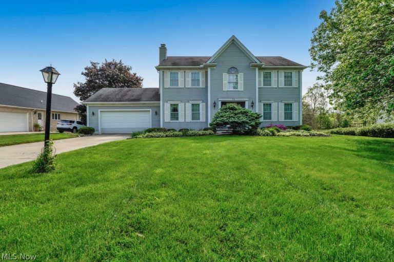 73 Lakecrest Boulevard, Hinckley, OH, 44233