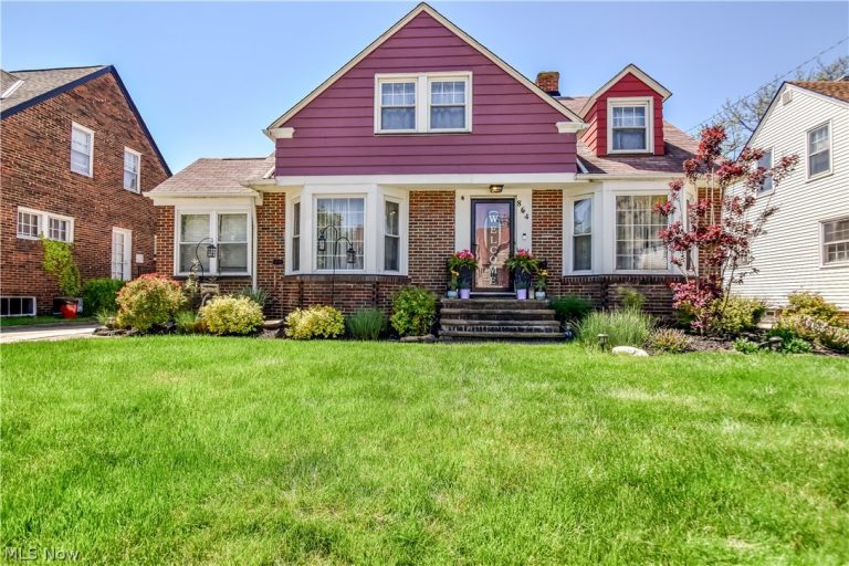 864 Medford Road, Cleveland Heights, OH, 44121