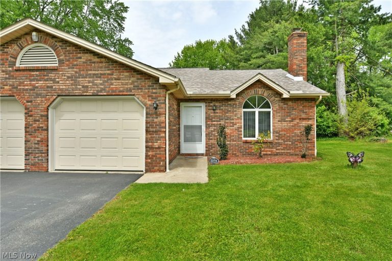 2237 Cadwallader Sonk #A, Cortland, OH - Photo 3
