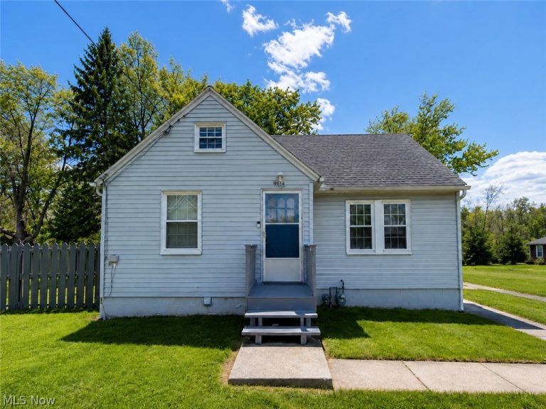 9614 Ravenna Road, Twinsburg, OH, 44087