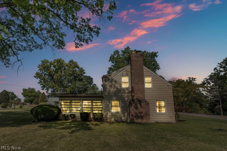 455 Redondo Road, Youngstown, OH - Photo 4