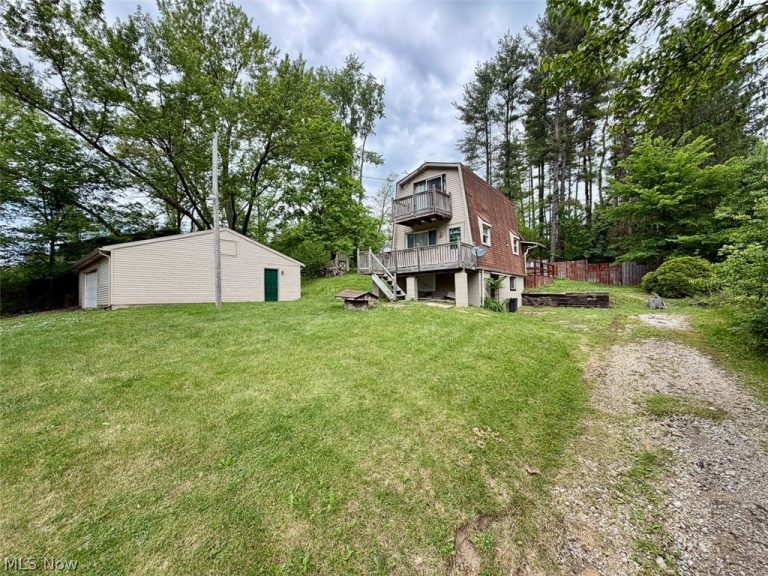 2087 Vesper Road, Carrollton, OH - Photo 2