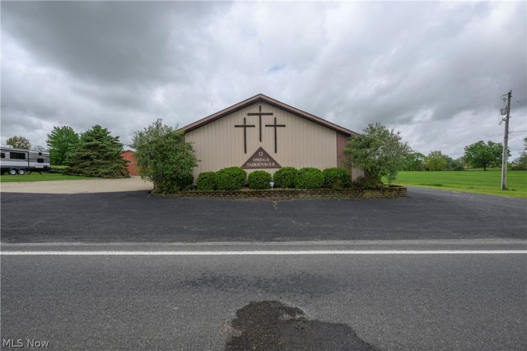2587 Alabama Avenue, Dalton, OH, 44618