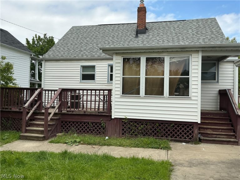 168 Henry Street, Bedford, OH - Photo 4