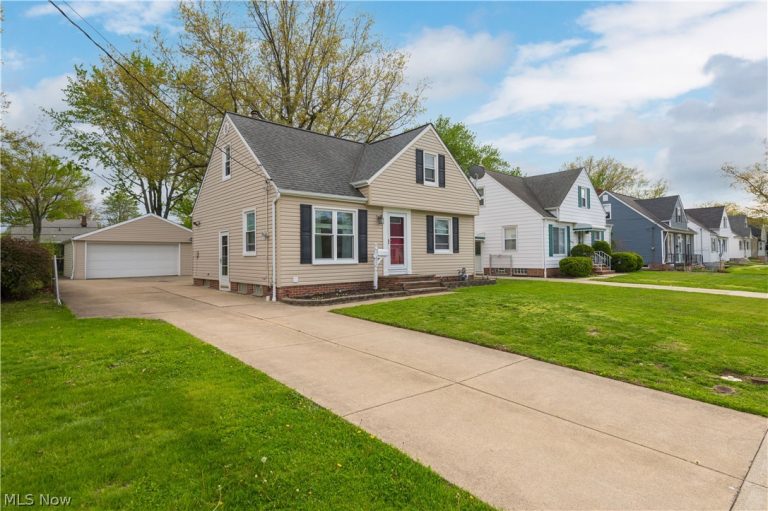 30414 Mildred Drive, Willowick, OH - Photo 3