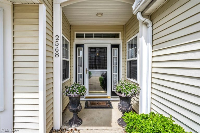 2568 Woodruff Court, Westlake, OH - Photo 4