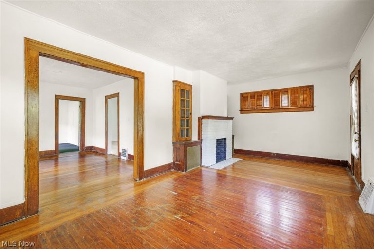 1390 Curtis Street, Akron, OH - Photo 5
