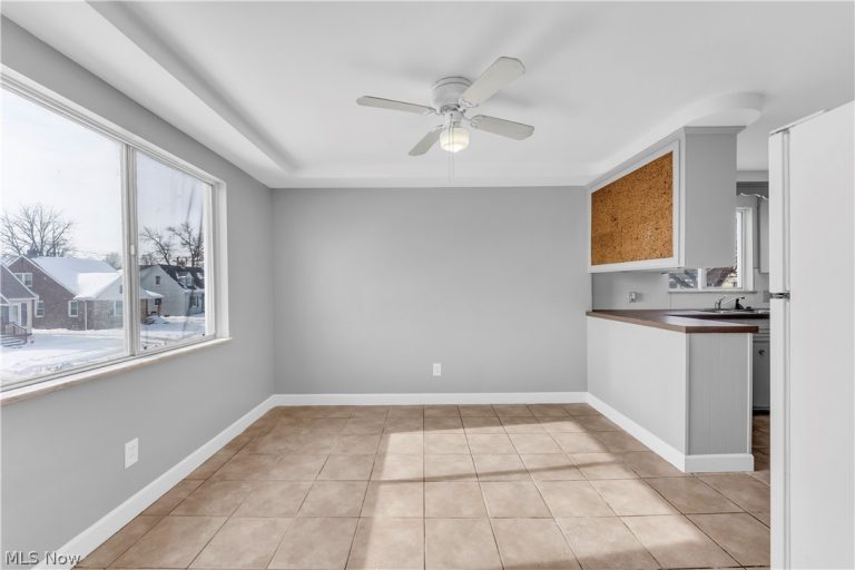 10725 Vernon Avenue #2/UP, Garfield Heights, OH - Photo 6