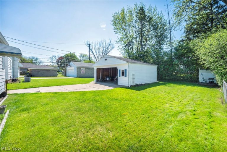 22 Natalie Road, Bedford, OH - Photo 6