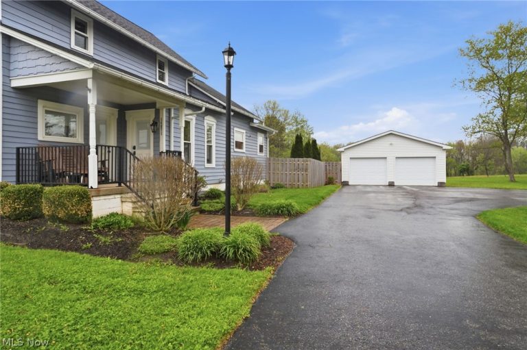 14871 Mayfield Road, Huntsburg, OH - Photo 3