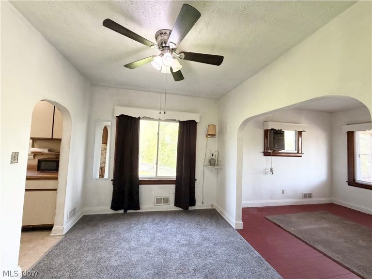 241 Beech Road, Weirton, WV - Photo 8