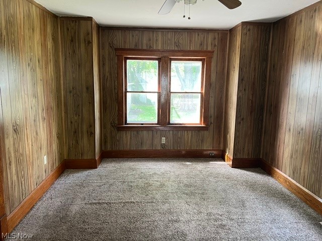 335 Oxford Avenue, Elyria, OH - Photo 4