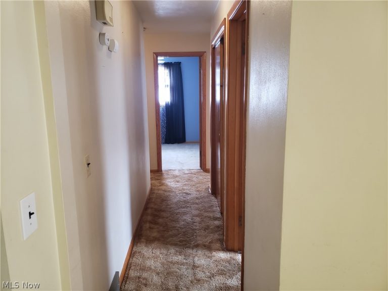 3105 Washington Avenue, Lorain, OH - Photo 6
