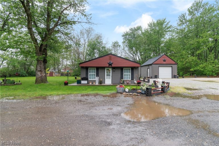 1057 Tremont Avenue, East Canton, OH, 44730