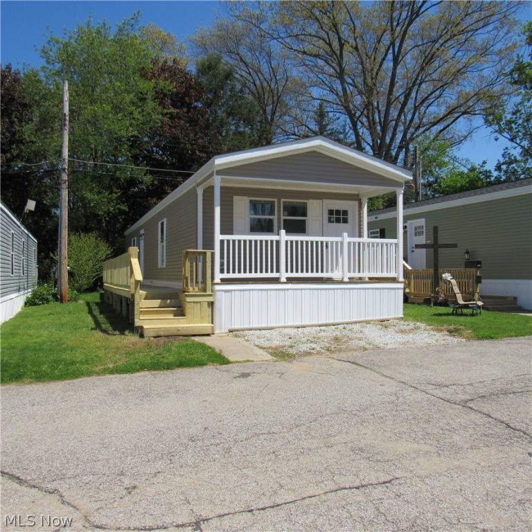 3785 Main Street #A14, Green, OH, 44319