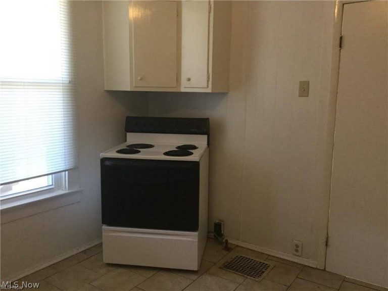 312 7th Street, Martins Ferry, OH - Photo 3