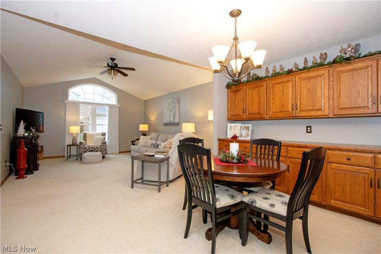 344 Woodbury Circle, Dalton, OH - Photo 8