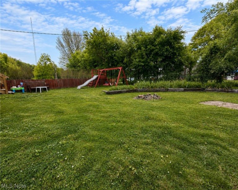 100 Point View, Weirton, WV - Photo 4