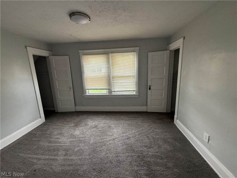 8205 Force Avenue, Cleveland, OH - Photo 3