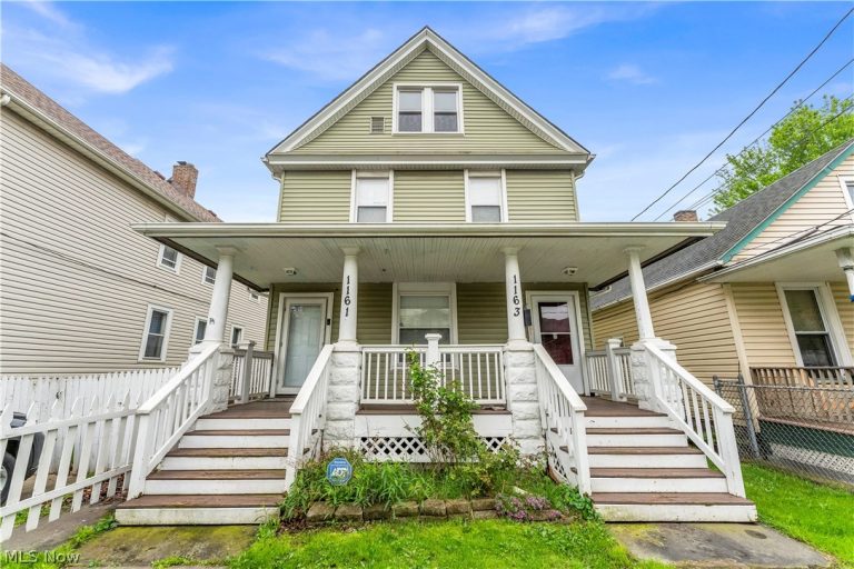 1161 Rowley Avenue, Cleveland, OH - Photo 2