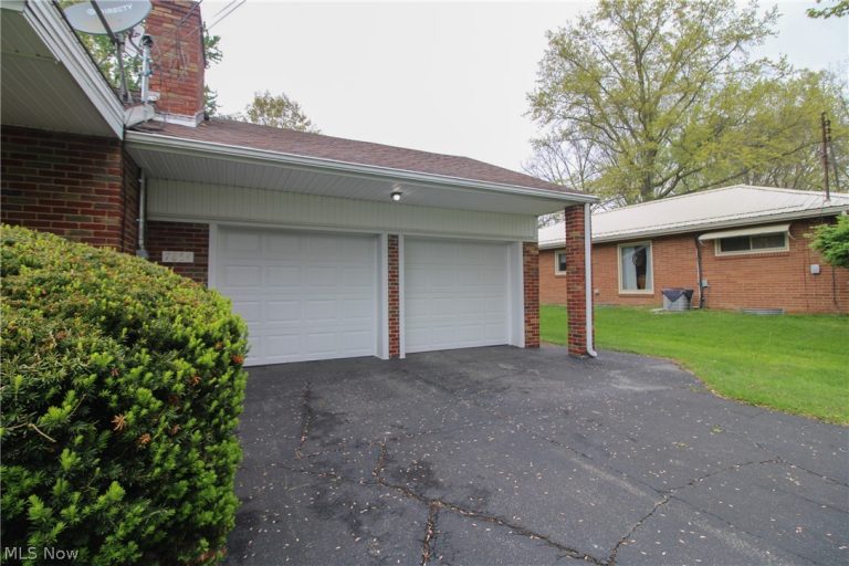 7854 Lee Run Road, Poland, OH - Photo 2