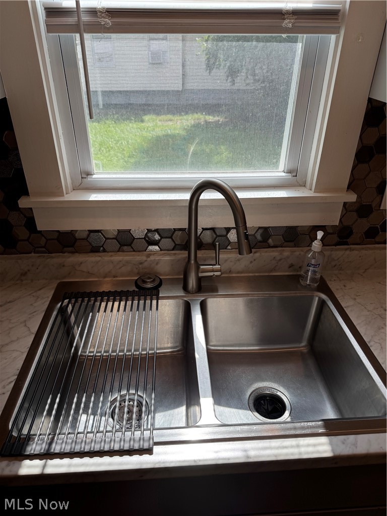 3118 82nd Street, Cleveland, OH - Photo 6