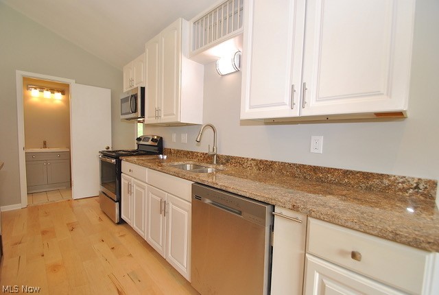 7101 Ivy Court, Mentor, OH - Photo 3