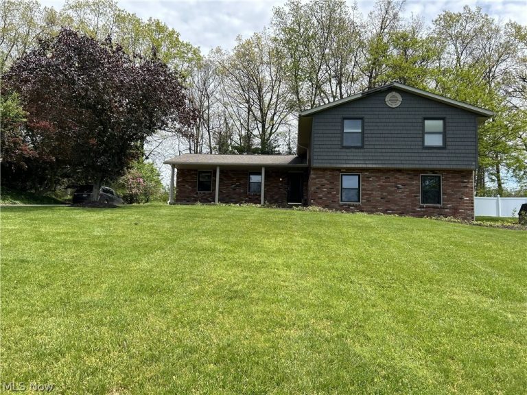 11210 Billingham Avenue, Uniontown, OH, 44685