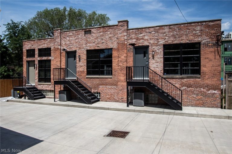 3002 Franklin Boulevard #3, Cleveland, OH, 44113