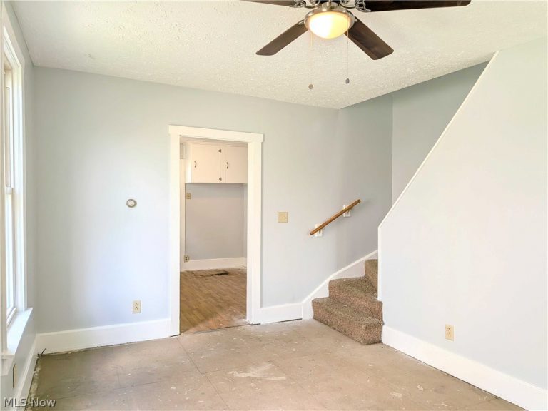 226 Smith Avenue, Canton, OH - Photo 6