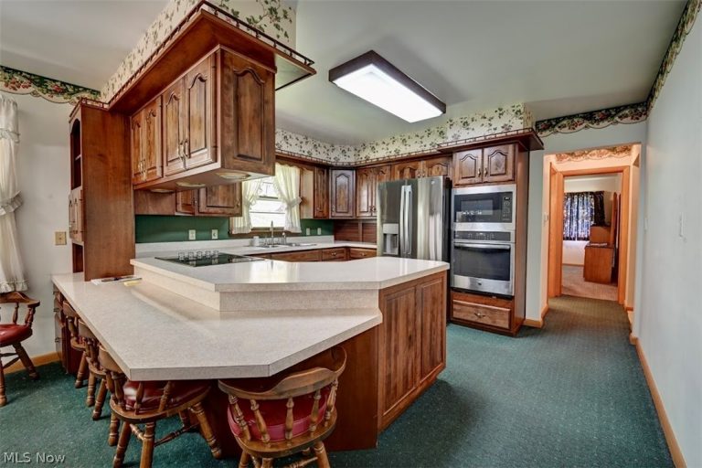 5183 Woodruff Street, Dover, OH - Photo 4
