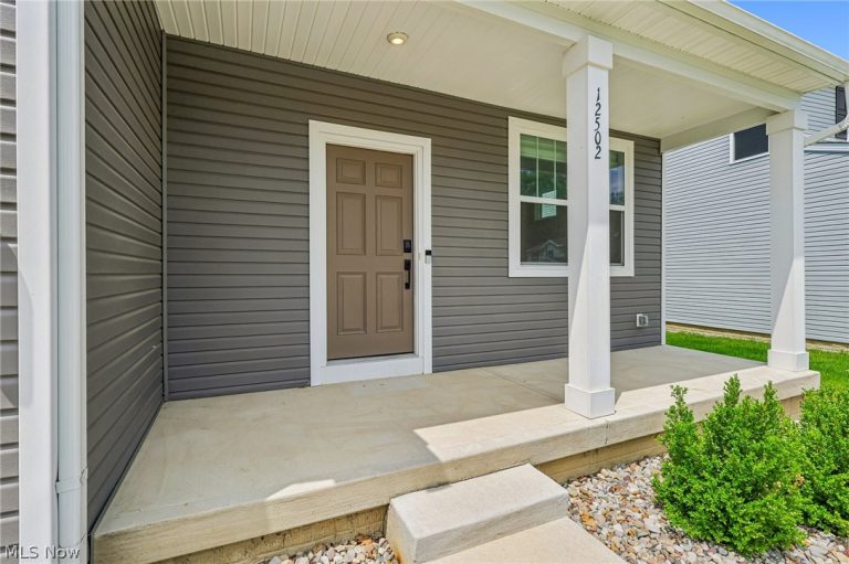 12502 Challenge Way, Columbia Station, OH - Photo 3