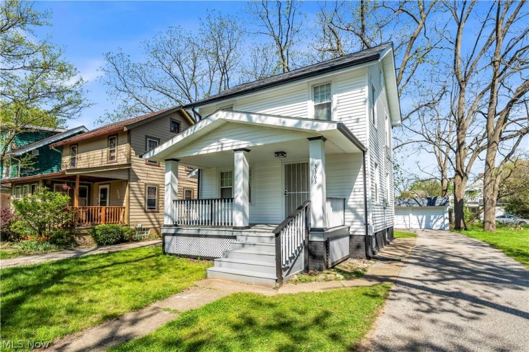 3363 136th Street, Cleveland, OH - Photo 2