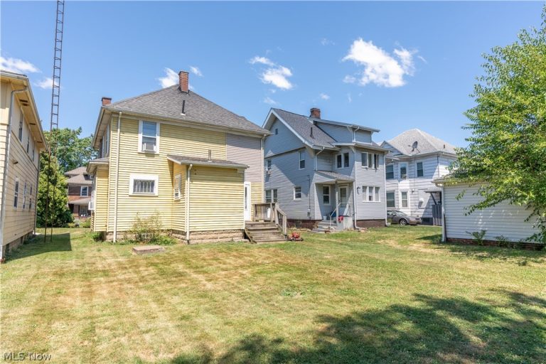 206 Ingram Avenue, Canton, OH - Photo 4