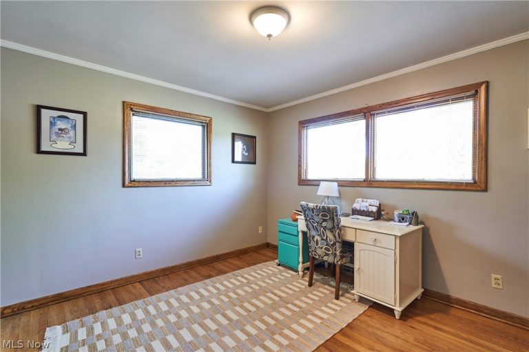 1594 Karl Drive, Copley, OH - Photo 6