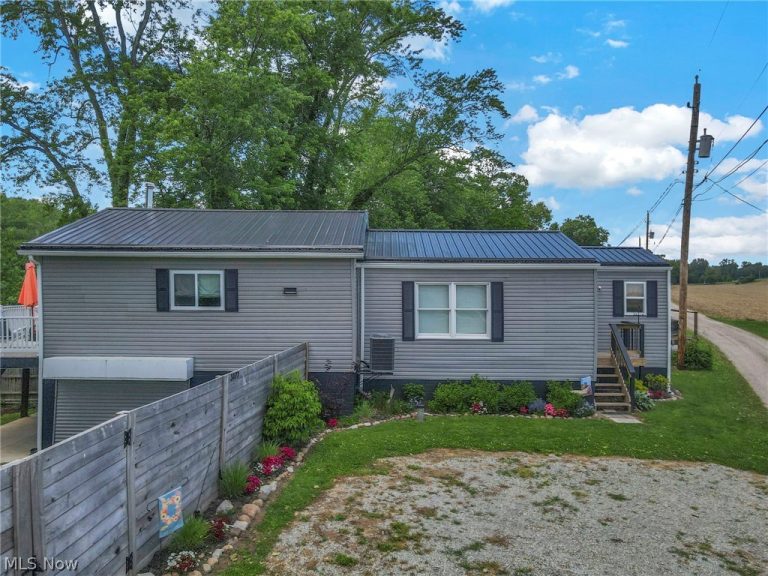 3177 Big Bottom Lane, Stockport, OH - Photo 4