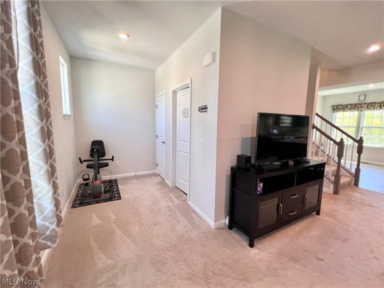 4025 Steels Circle, Stow, OH - Photo 5