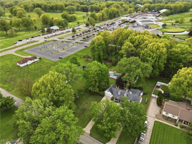 175 Henn Hyde Road, Howland, OH - Photo 3