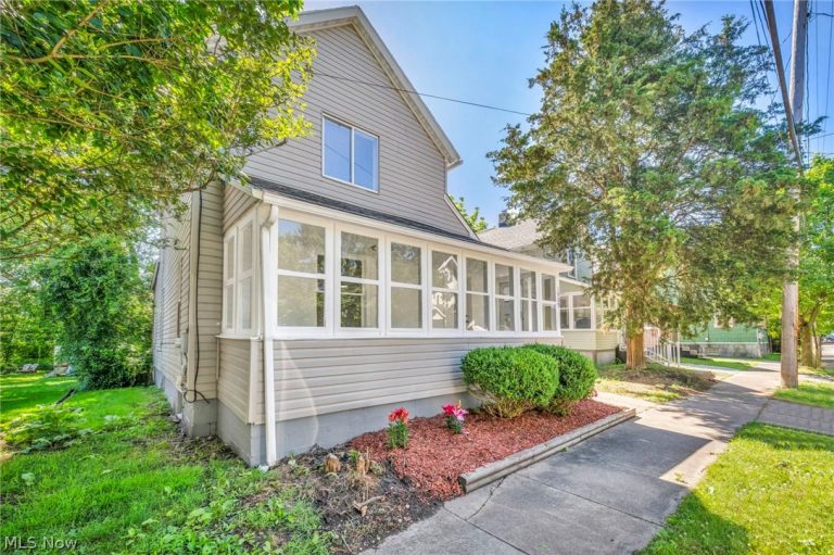 1909 2nd Street, Akron, OH - Photo 2