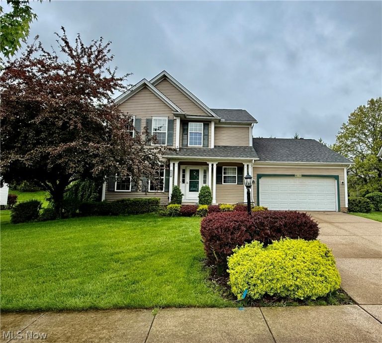 3076 Ravineview Circle, Stow, OH, 44224