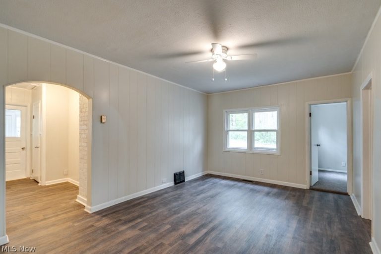 3480 Jones Street, Ravenna, OH - Photo 4
