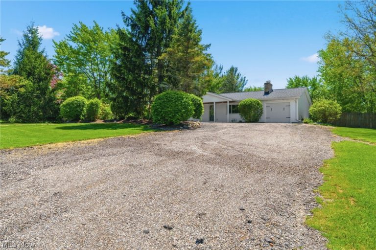 9883 Meldon Drive, Streetsboro, OH - Photo 4