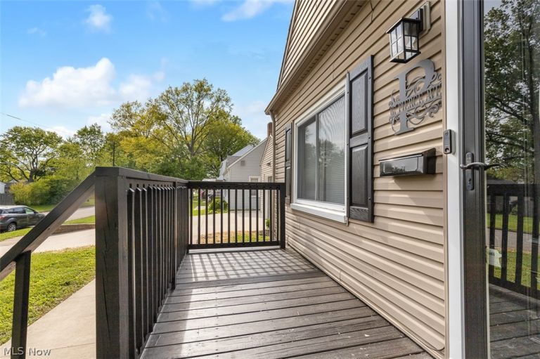 67 Pierce Avenue, Cuyahoga Falls, OH - Photo 4