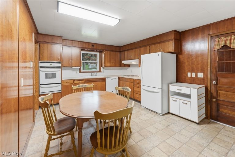 1304 2nd Street, Dover, OH - Photo 6