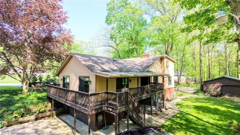 6409 Old Wood Road, Ashtabula, OH - Photo 2
