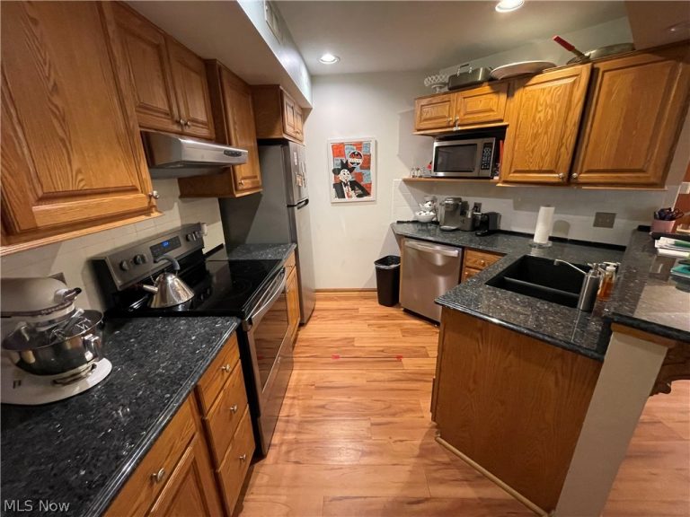 4056 Saint Andrews Court #1, Canfield, OH - Photo 8
