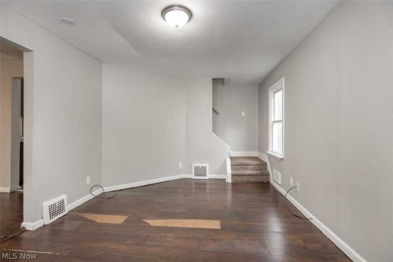 3409 86th Street, Cleveland, OH - Photo 4