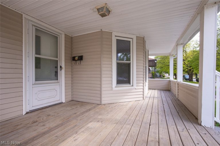 1521 Newman Avenue, Lakewood, OH - Photo 3