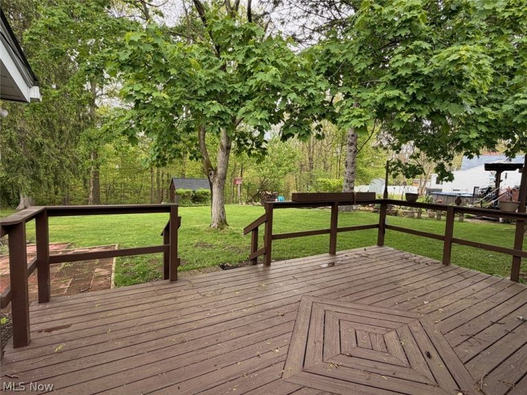 1034 Pasadena Avenue, Elyria, OH - Photo 2