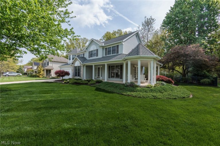 409 Avon Point Avenue, Avon Lake, OH - Photo 3